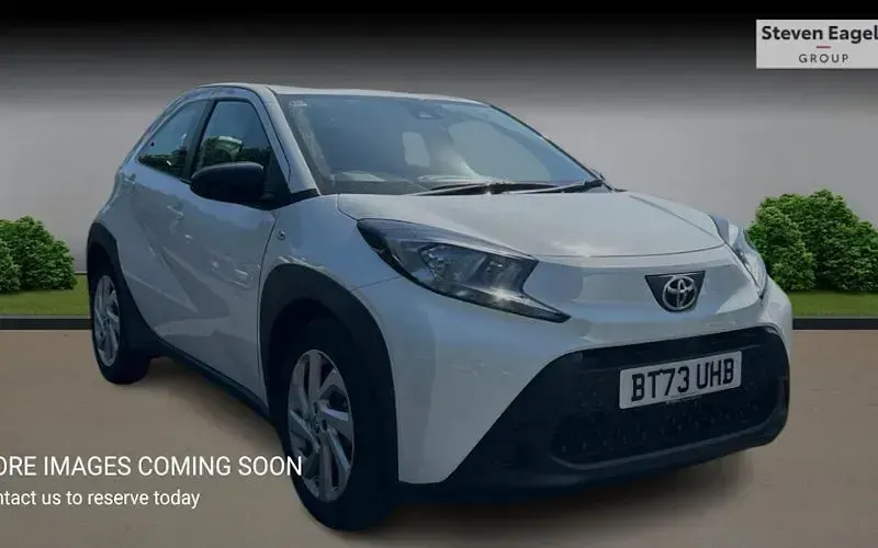 Used Toyota Aygo X PURE 72 HP (52 kW) 2025 SUV