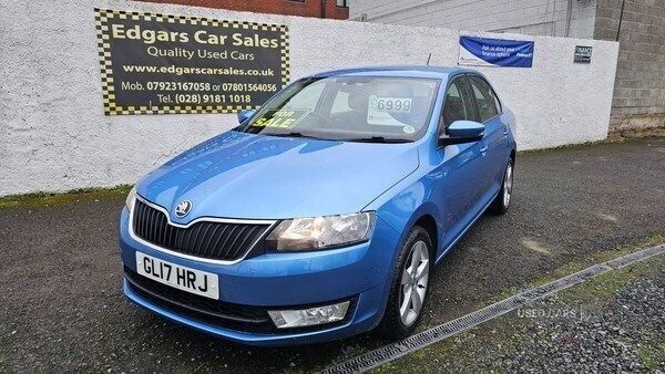 Blue Used 2017 Skoda Rapid SE L Hatchback | £6,999 (Fair price) - Image 1/4
