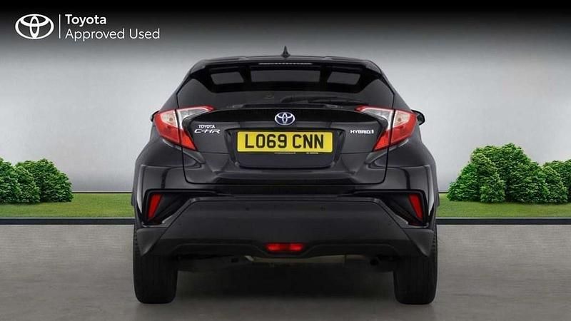 Used Toyota C-HR 120 HP (88 kW) 2019 Black SUV