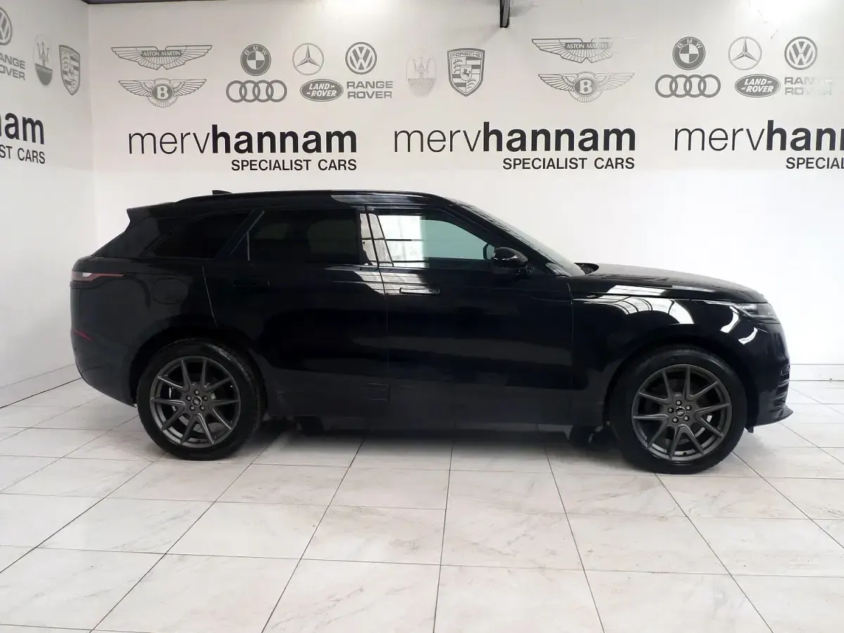 Używany Land Rover Range Rover Velar SE Dynamic 404 KM (297 kW) 2022 Czarny SUV