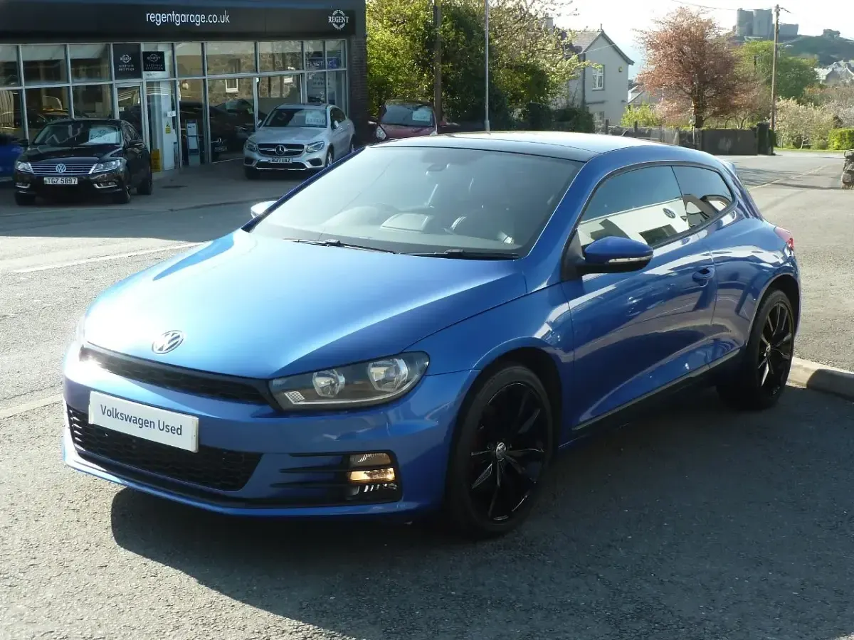 Used VW Scirocco GT 180 HP (132 kW) 2015 Blue Coupe