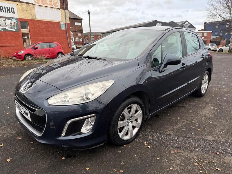 Used Peugeot 308 Active 92 HP (67 kW) 2012 Blue Hatchback