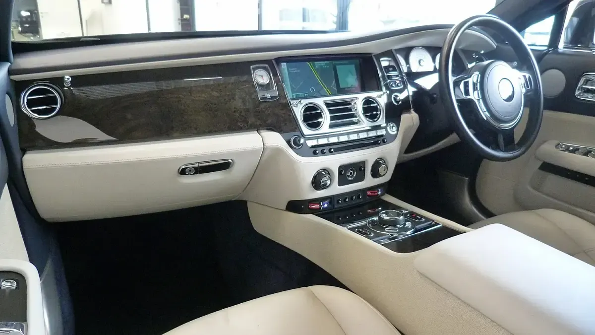 Used Rolls Royce Wraith 632 HP (464 kW) 2015 Grey Coupe