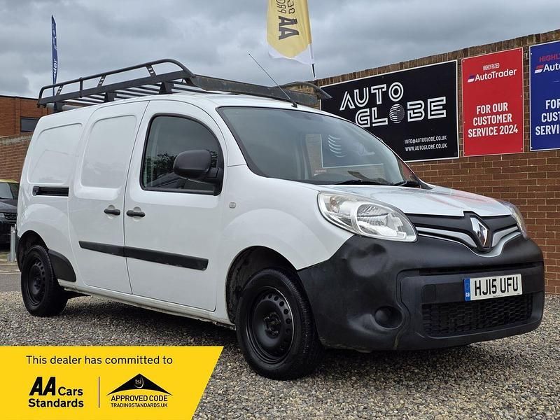 White Used 2015 Renault Kangoo MPV | £6,990 (Fair price) - Image 1/3