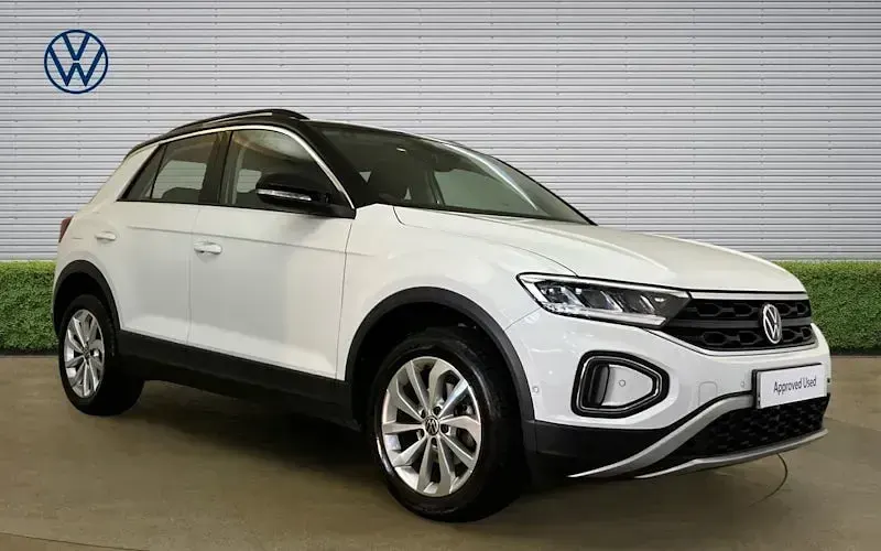 Used VW T-Roc Life 150 HP (110 kW) 2025 SUV