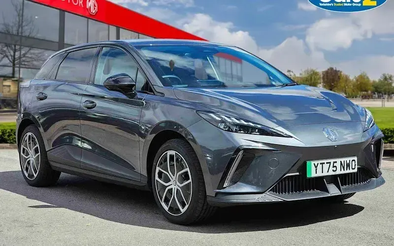 Used MG MG4 EV Trophy 150 kW (204 HP) 2025 Hatchback