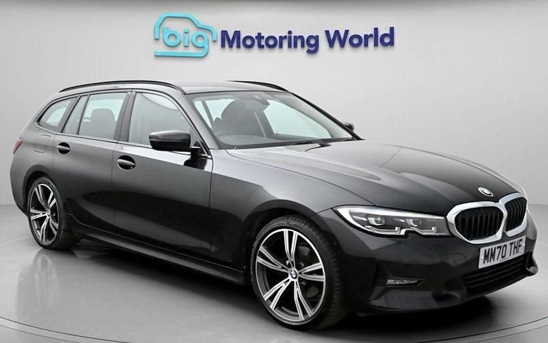 Used BMW 320 Sport Line 184 HP (135 kW) 2021 Black Estate