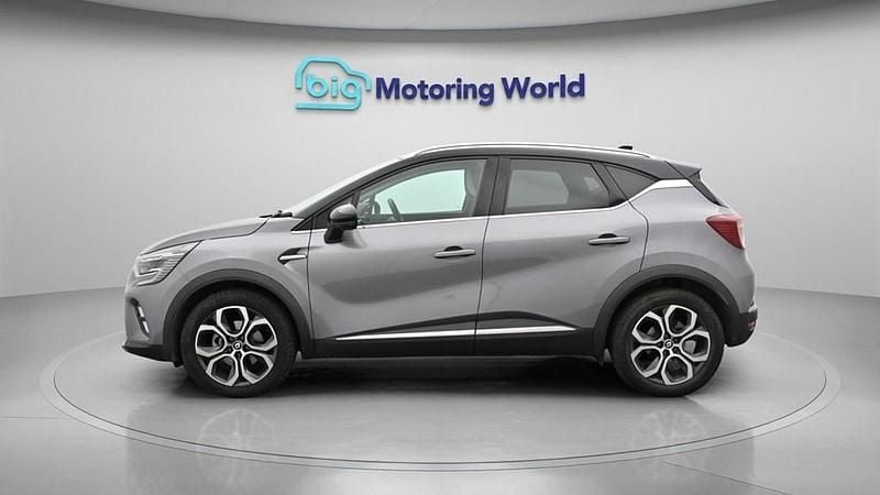 Used Renault Captur Techno 145 HP (106 kW) 2023 Grey SUV