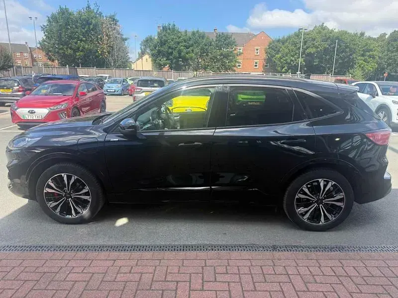 Used Ford Kuga ST-Line X 190 HP (139 kW) 2023 Agate black SUV