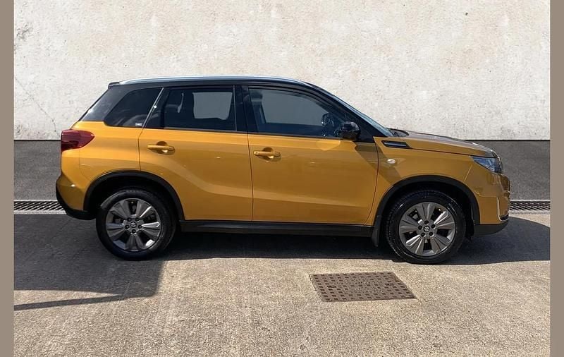 Used Suzuki Vitara SZ-T 129 HP (94 kW) 2020 Yellow SUV