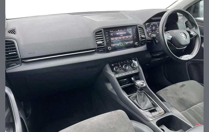 Used Skoda Karoq SE L 150 HP (110 kW) 2023 Black magic pearl effect SUV