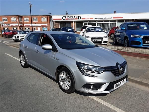 Silver Used 2016 Renault Mégane IV Dynamique Hatchback | £6,450 (A bit pricey) - Image 1/1