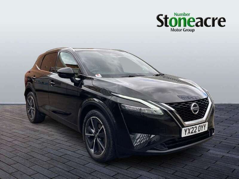 Black Used 2022 Nissan Qashqai Tekna SUV | £19,210 (Fair price) - Image 1/4