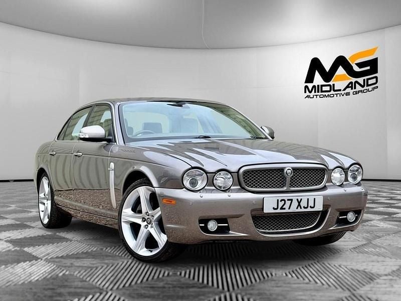 Grey Used 2009 Jaguar XJ Sovereign Sedan | £10,650 (Fair price) - Image 1/4