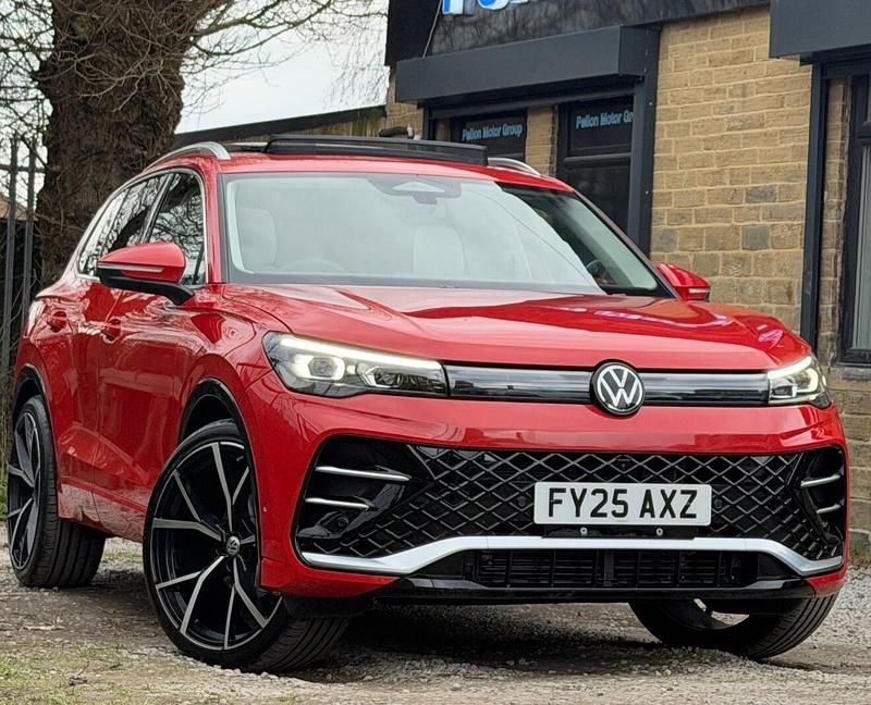 Used VW Tiguan Elegance 2025 Red SUV
