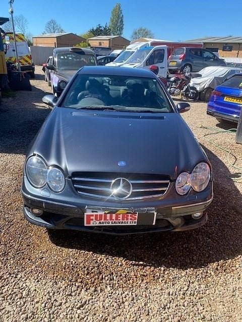 Used Mercedes CLK200 2009 Grey Coupe