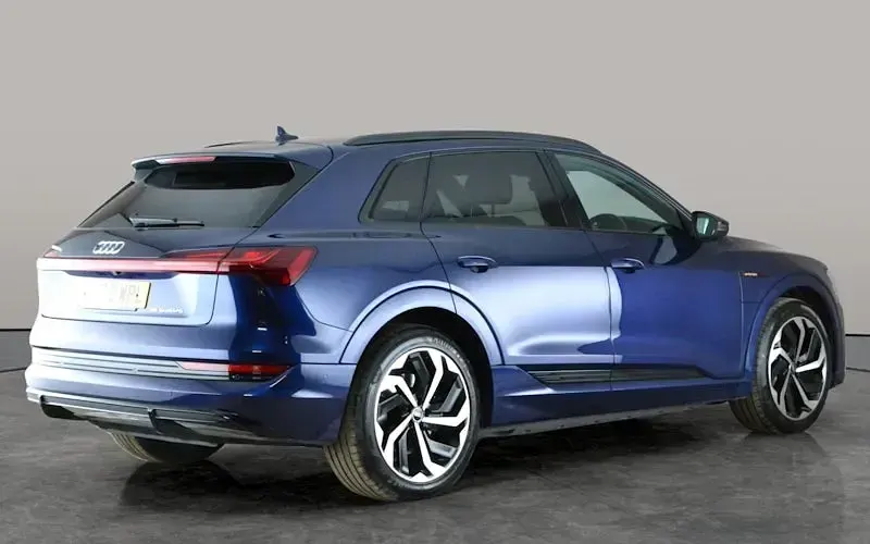 Used Audi e-tron Black Edition 300 kW (408 HP) 2022 Blue SUV