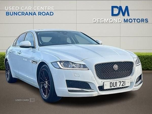 Used Jaguar XF Prestige 180 HP (132 kW) 2016 White Sedan