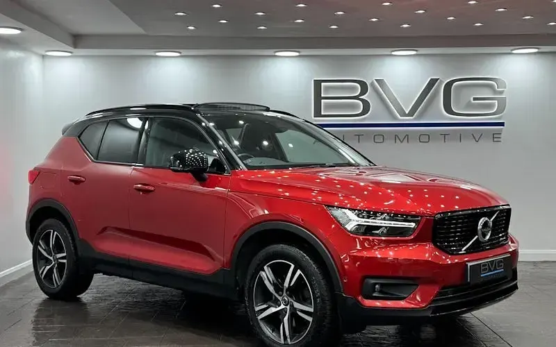 Usado Volvo XC40 R-Design 190 HP (139 kW) 2019 SUV