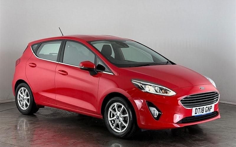 Red Used 2018 Ford Fiesta Zetec Hatchback | £8,950 (Good price) - Image 1/3