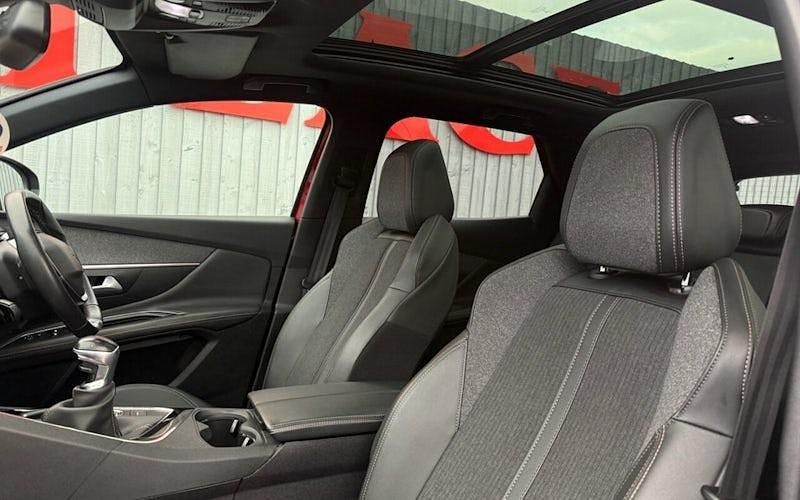 Used Peugeot 3008 Premium 131 HP (96 kW) 2020 Estate