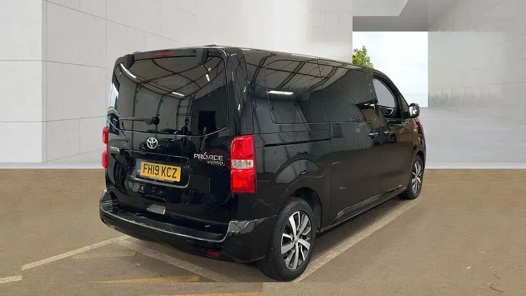 Used Toyota Proace Verso City 178 HP (130 kW) 2019 Black Estate