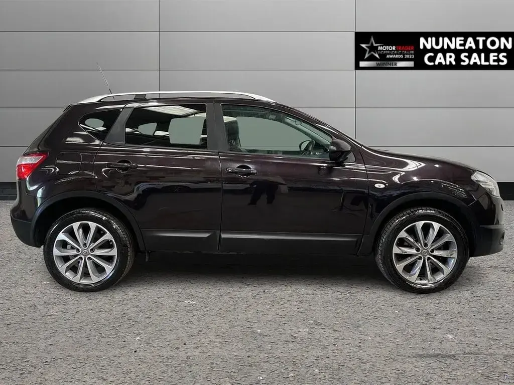Used Nissan Qashqai Tekna 117 HP (86 kW) 2013 Black SUV