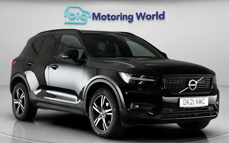 Used Volvo XC40 R-Design 163 HP (119 kW) 2021 SUV