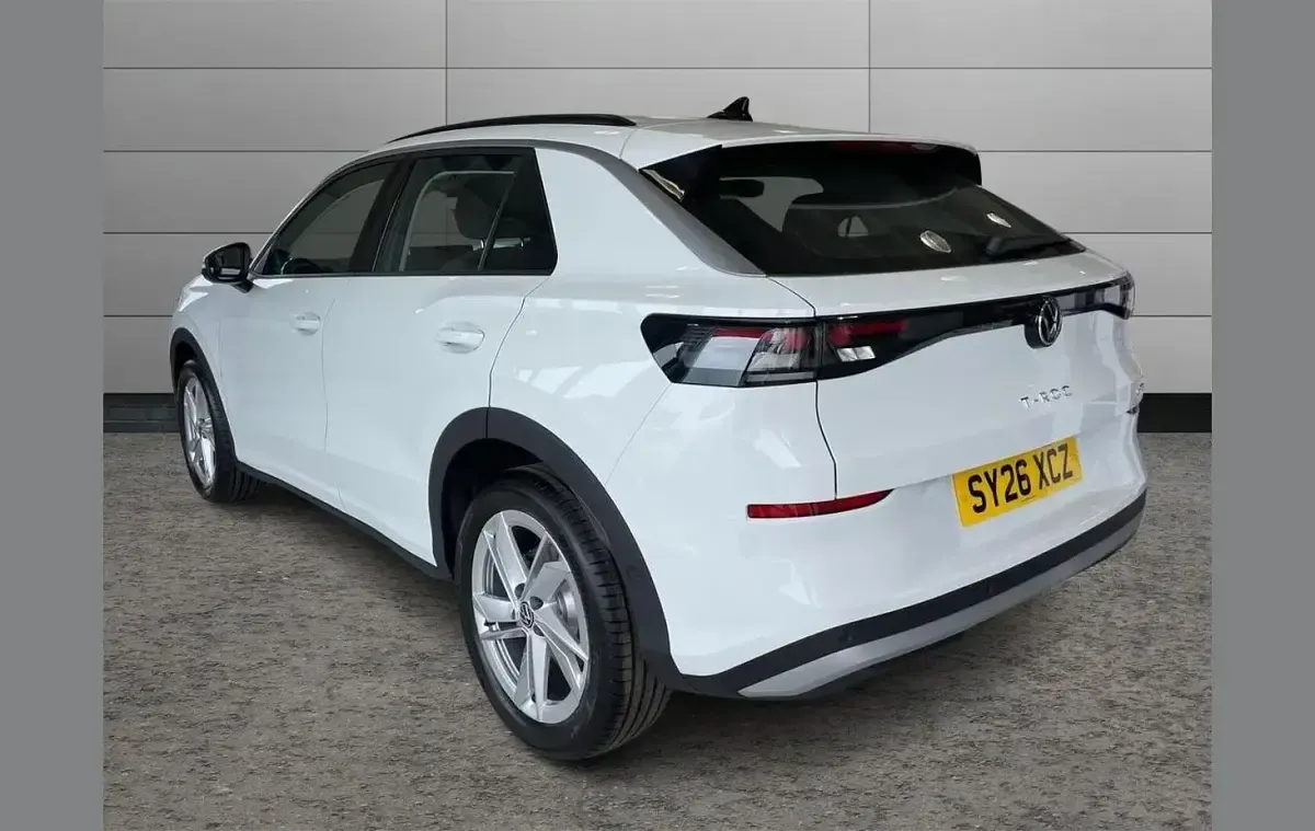 New VW T-Roc Life 113 HP (83 kW) 2026 White SUV