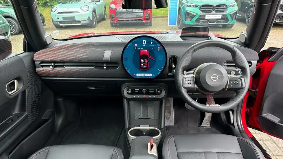 Used Mini Cooper S Hatch 201 HP (147 kW) 2025 Red Hatchback