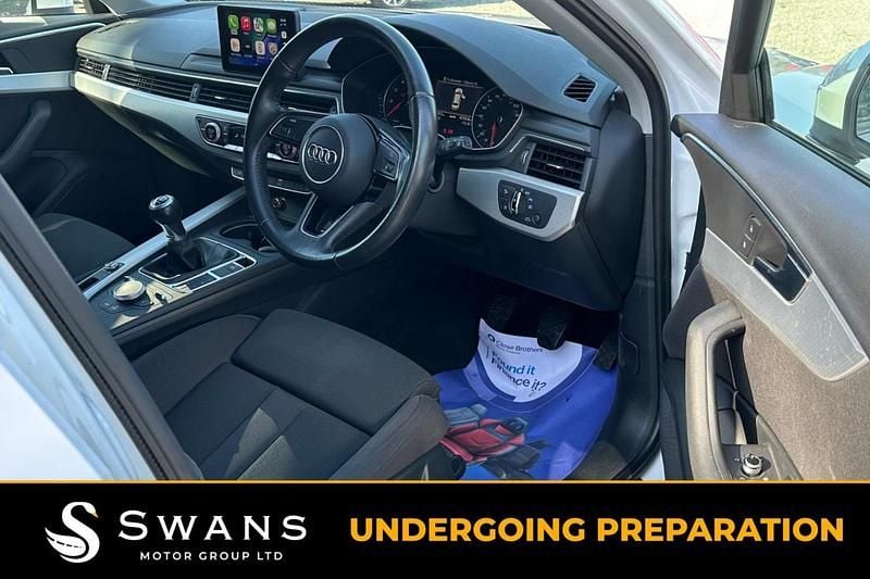 Used Audi A4 Sport 150 HP (110 kW) 2016 White Estate