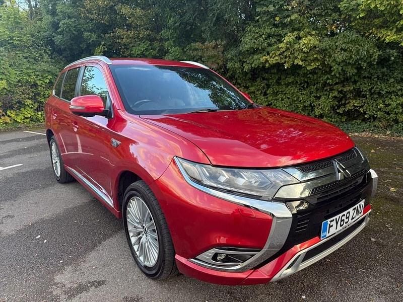 Red Used 2019 Mitsubishi Outlander P-HEV SUV | £13,495 (Fair price) - Image 1/4