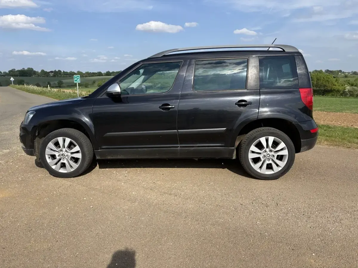 Używany Skoda Yeti SE L 110 KM (80 kW) 2016 Czarny SUV
