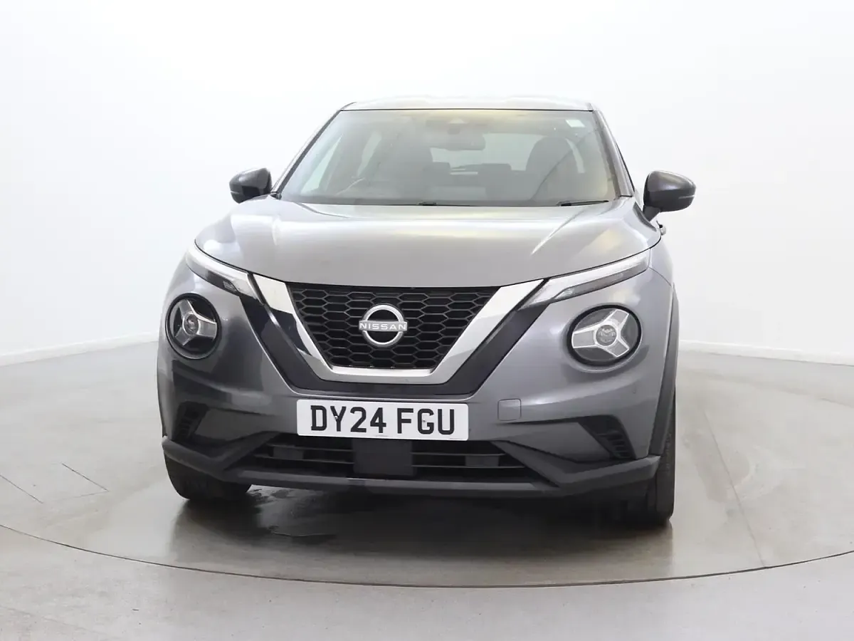 Used Nissan Juke N-Connecta 114 HP (83 kW) 2024 Grey SUV