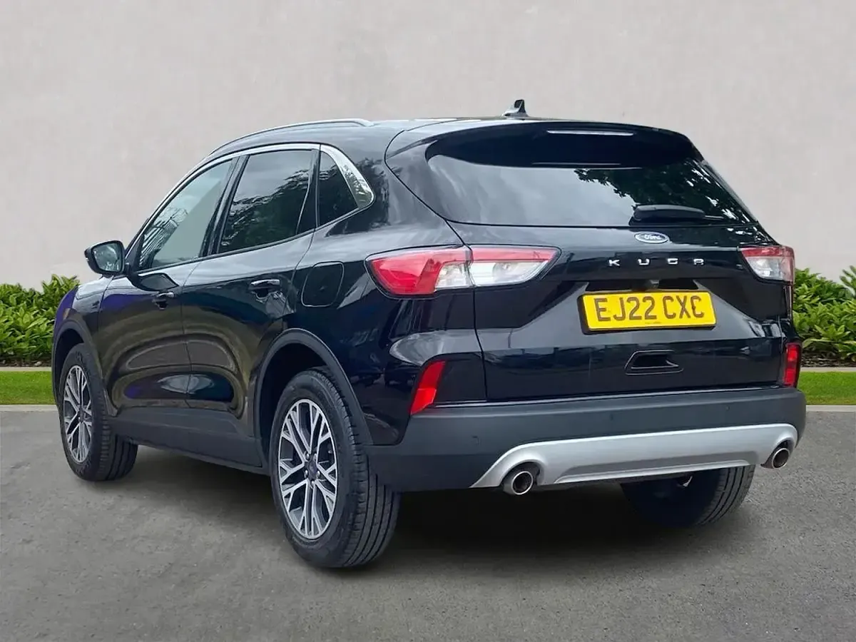 Used Ford Kuga Titanium 150 HP (110 kW) 2022 Black SUV