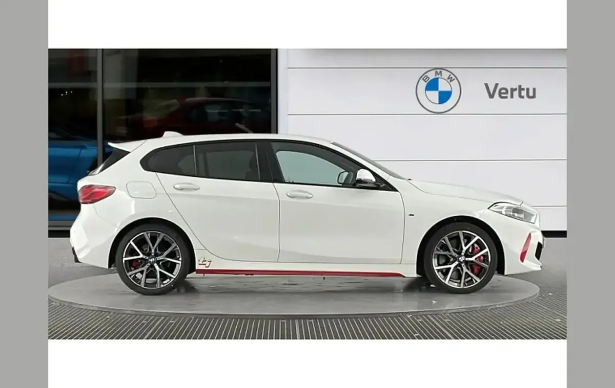 Used BMW 128 Comfort Edition 261 HP (191 kW) 2023 White Hatchback