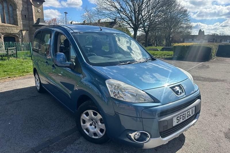 Used Peugeot TePee S 92 HP (67 kW) 2011