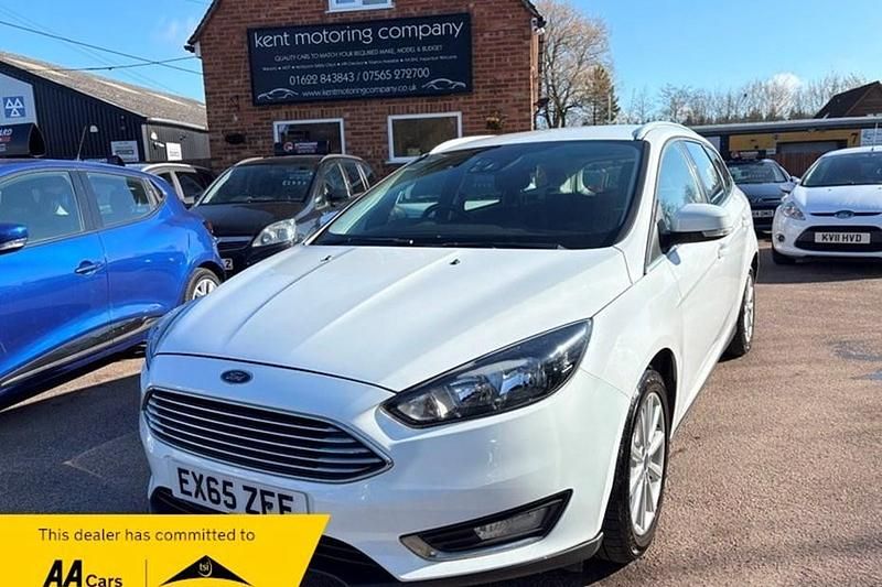 Used Ford Focus Titanium 120 HP (88 kW) 2015 White Estate