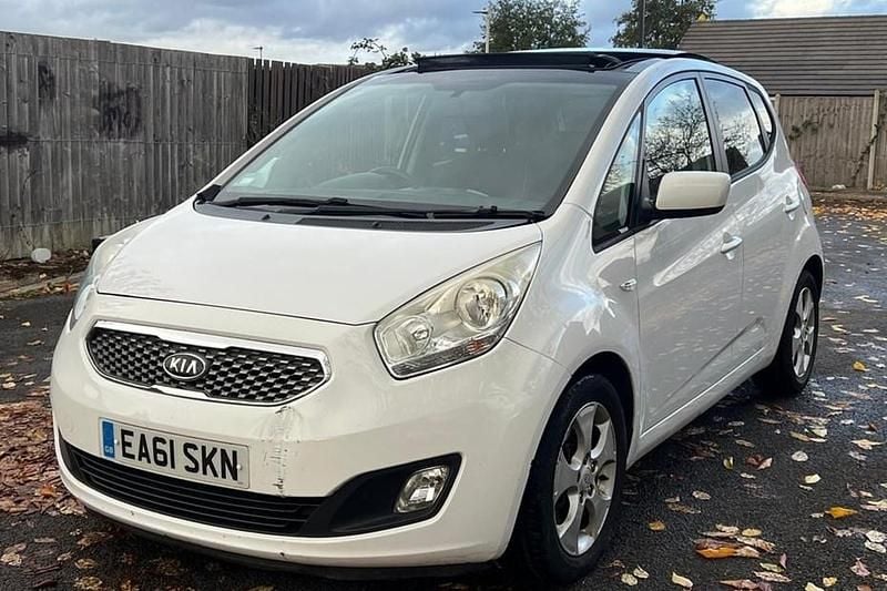 White Used 2011 Kia Venga 3 Hatchback | £2,295 (Super price) - Image 1/1