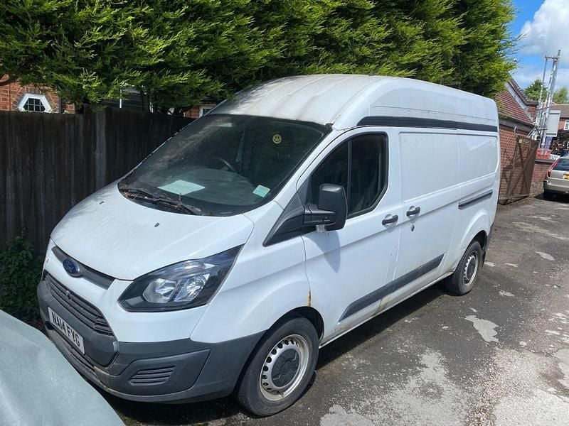White Used 2014 Ford Transit Custom Van | £1,500 - Image 1/4