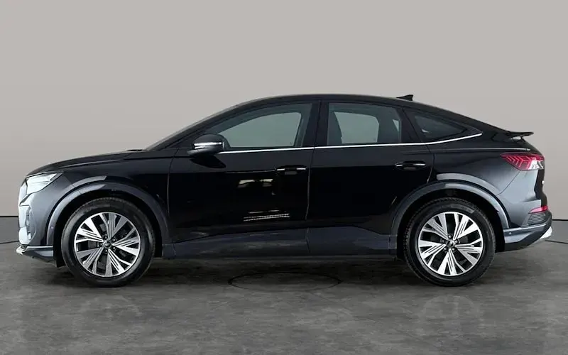 Used Audi Q4 Sportback e-tron Sport 125 kW (170 HP) 2022 Black SUV