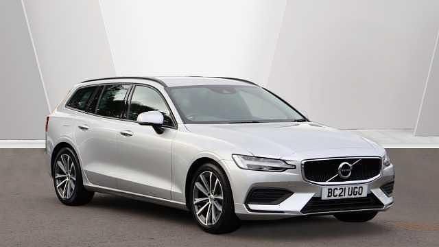 Used 2022 Volvo V60 Momentum Estate | £20,450 (Good price) - Image 1/3
