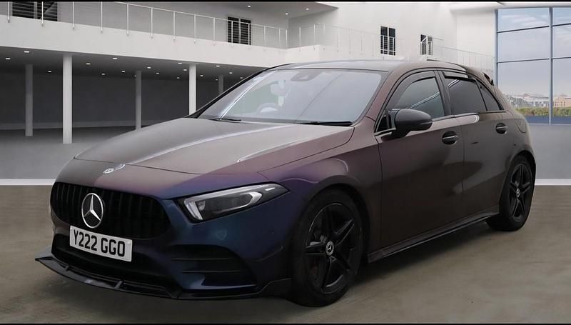 Used Mercedes A250 AMG Line Premium Plus 224 HP (164 kW) 2019 Multicoloured Hatchback