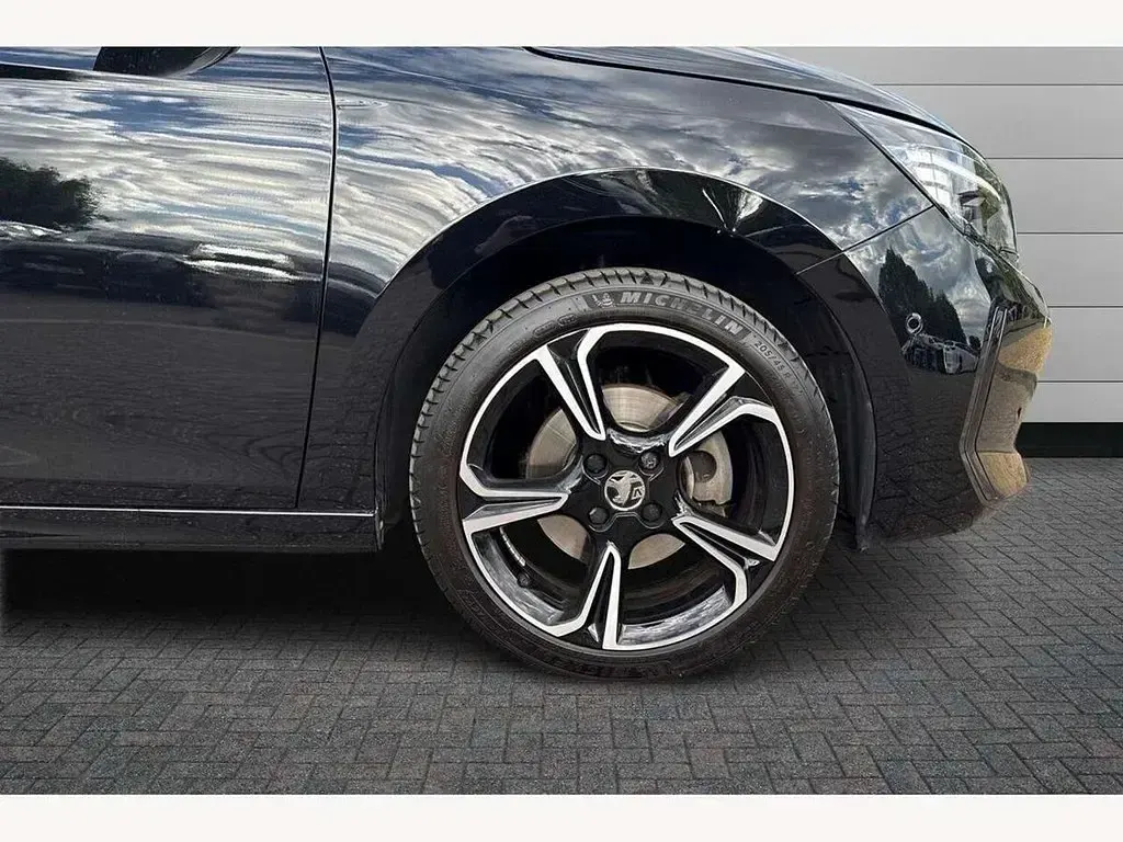 Used Vauxhall Corsa Ultimate 130 HP (95 kW) 2023 Black Hatchback