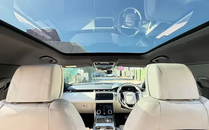 Used Land Rover Range Rover Velar HSE Dynamic 241 HP (177 kW) 2019 Silver SUV