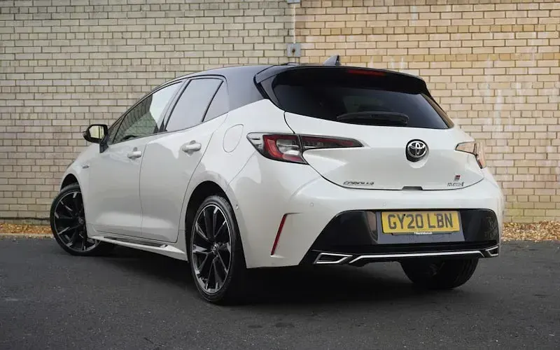 Usado Toyota Corolla Sport 122 HP (89 kW) 2022 Citadino