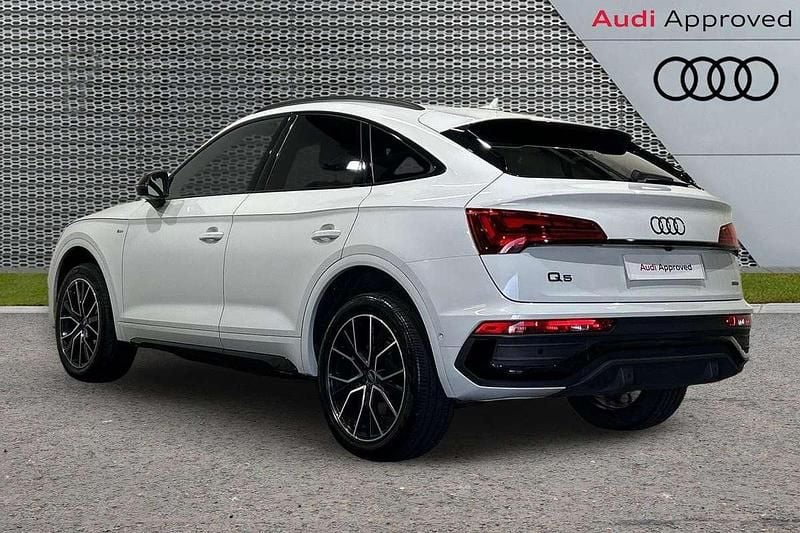 Used Audi Q5 Sportback Black Edition 268 HP (197 kW) 2024 White SUV