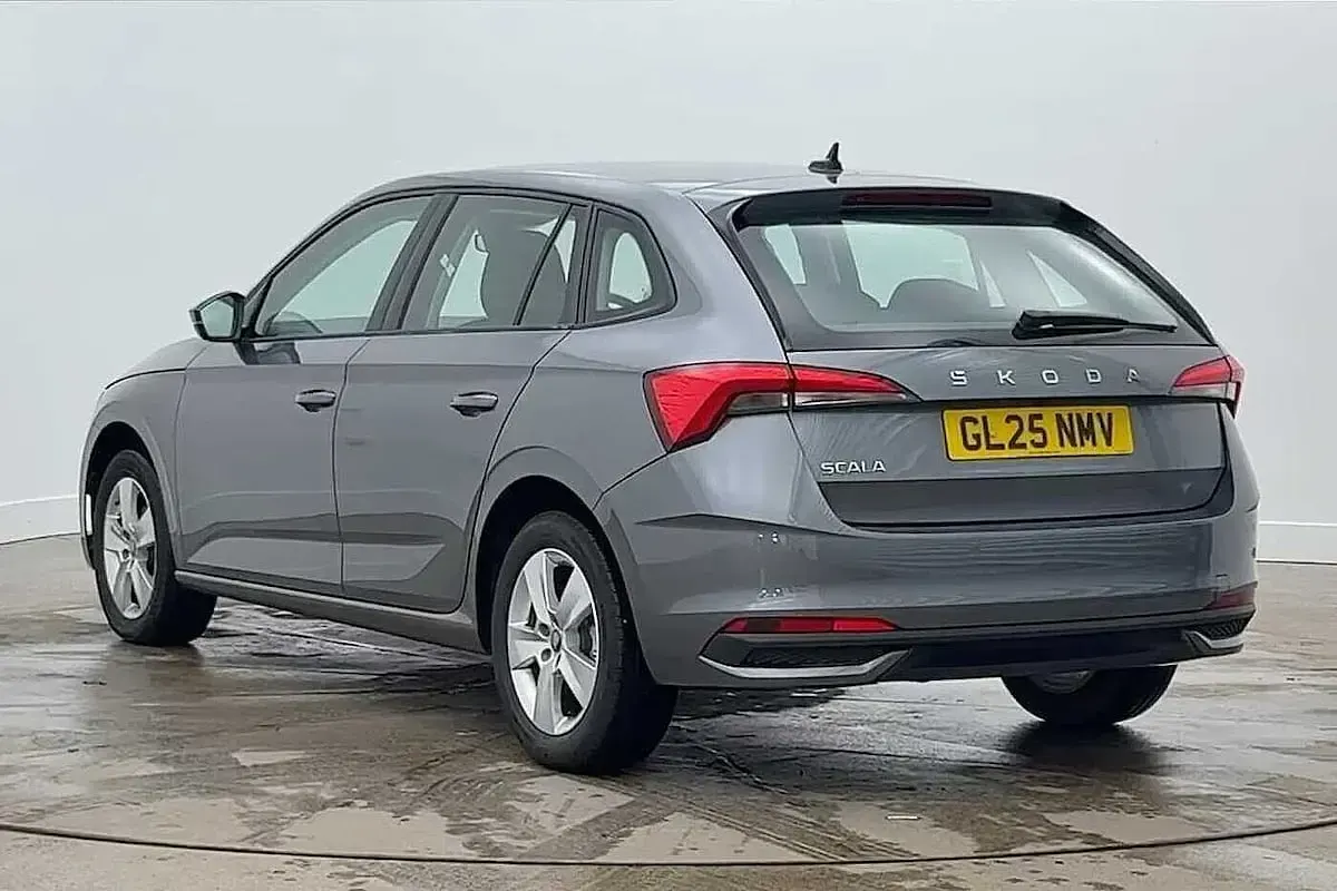 Used Skoda Scala SE 85 HP (62 kW) 2025 Graphite grey metallic Hatchback