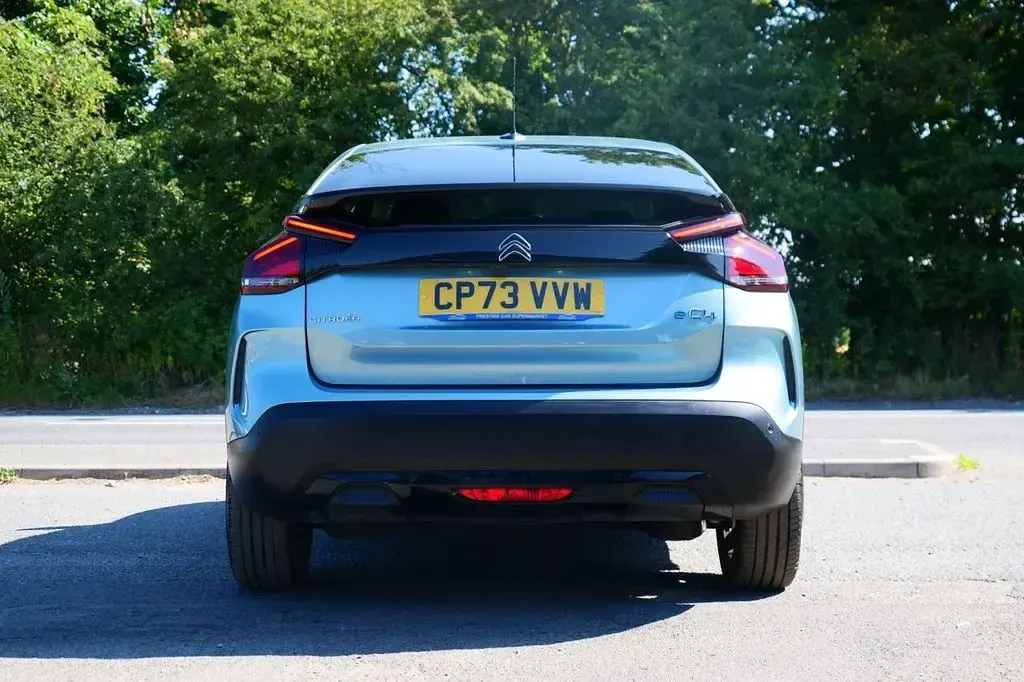 Used Citroën e-C4 Shine 50 kW (68 HP) 2024 Coupe