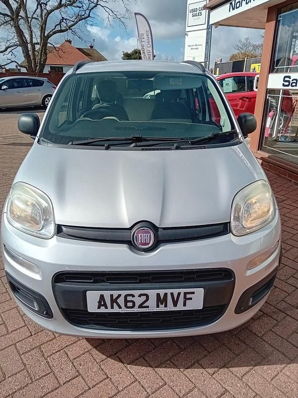 Used Fiat Panda Easy 85 HP (62 kW) 2012 Silver Hatchback